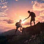 Lợi ích của việc giúp đỡ người khác