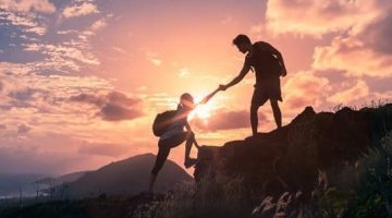 Lợi ích của việc giúp đỡ người khác