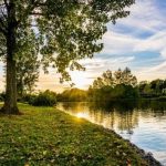 Người đàn ông khóc vì viên đá cuối cùng